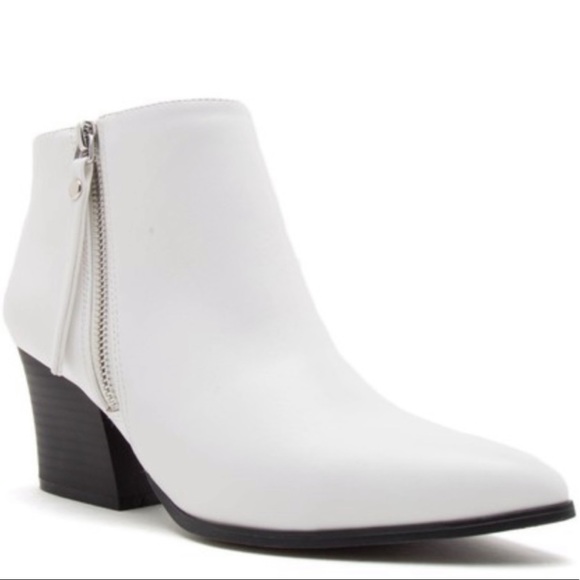 Vegan White Leather Boots - Picture 3 of 6